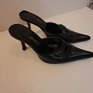 Vtg Y2K N.Y.L.A Kitten Heels Women's 7B Black Leather Office Siren Formal